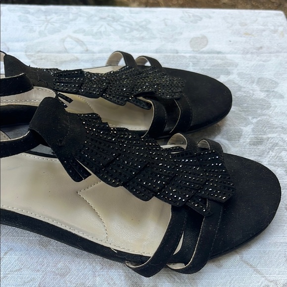 Jennifer Lopez Black Strappy Sandals - Picture 5 of 11